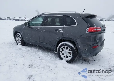 2016 Jeep Cherokee Latitude z USA, uszkodzony, nr VIN 1C4PJMCB8GW118949